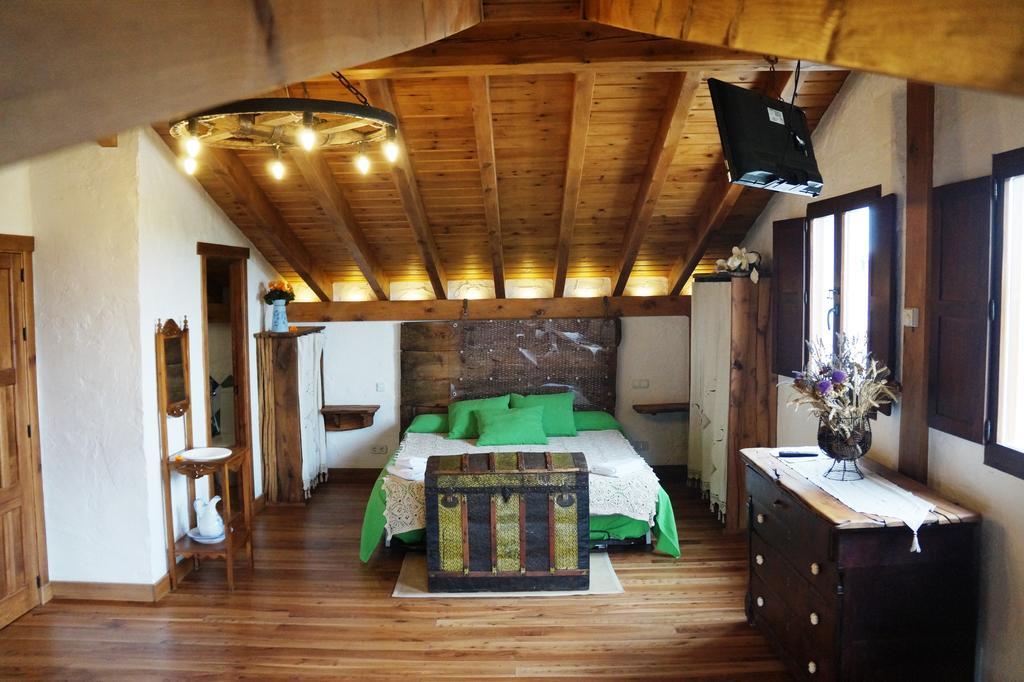 Casa Rural Bioenergetica La Serrezuela Olmos de Atapuerca Exteriér fotografie